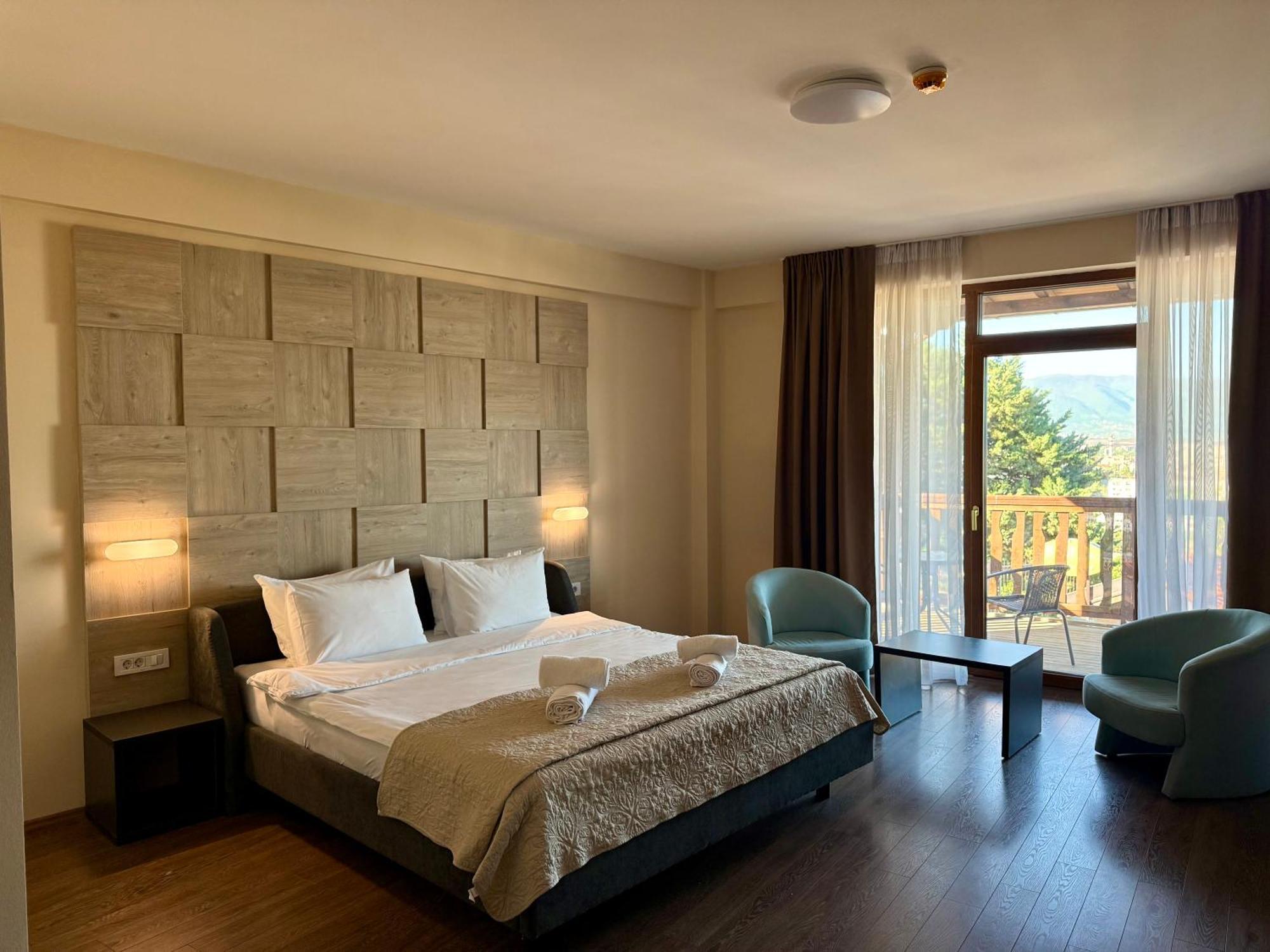 Villa Eleni Apartments Skopje Eksteriør bilde